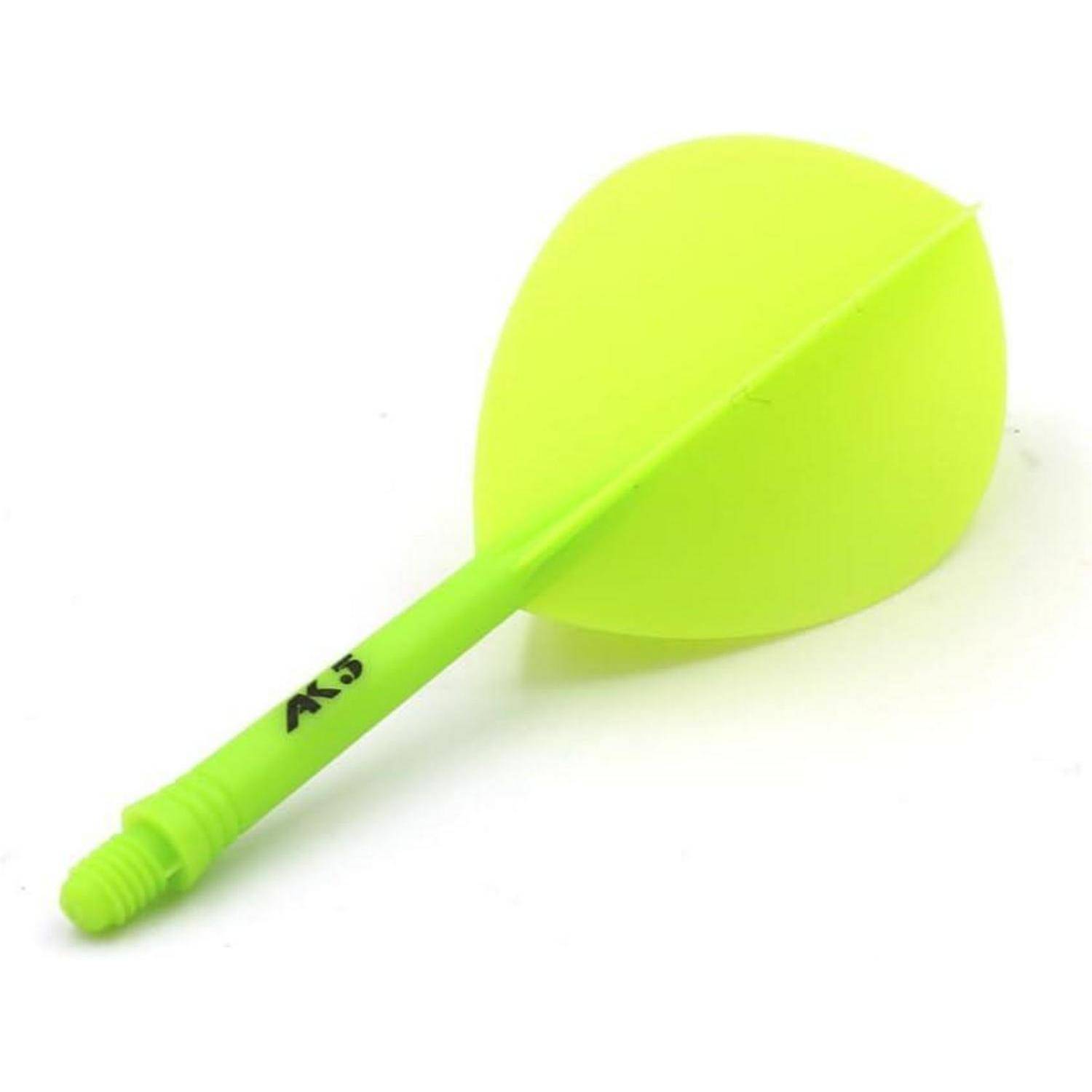 Ein heller gelber Plastik-Dartpfeil-Schwanz mit einem Schraubenende, der zum Stabilisieren von Dartpfeilen während des Spiels verwendet wird.