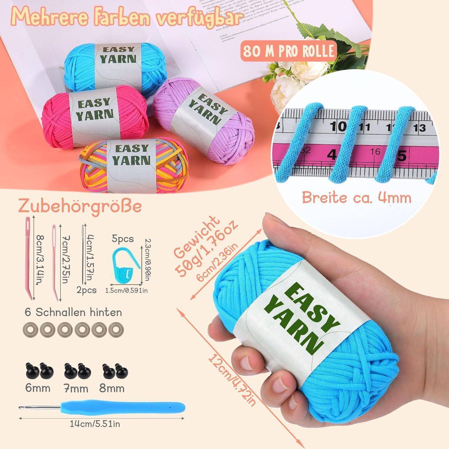 Easy Yarn' Bündel in verschiedenen Farben mit Maßangaben. Enthält Zubehörgröße, Gewichtsdetails und Breite der Garnstränge (ca. 4 mm).