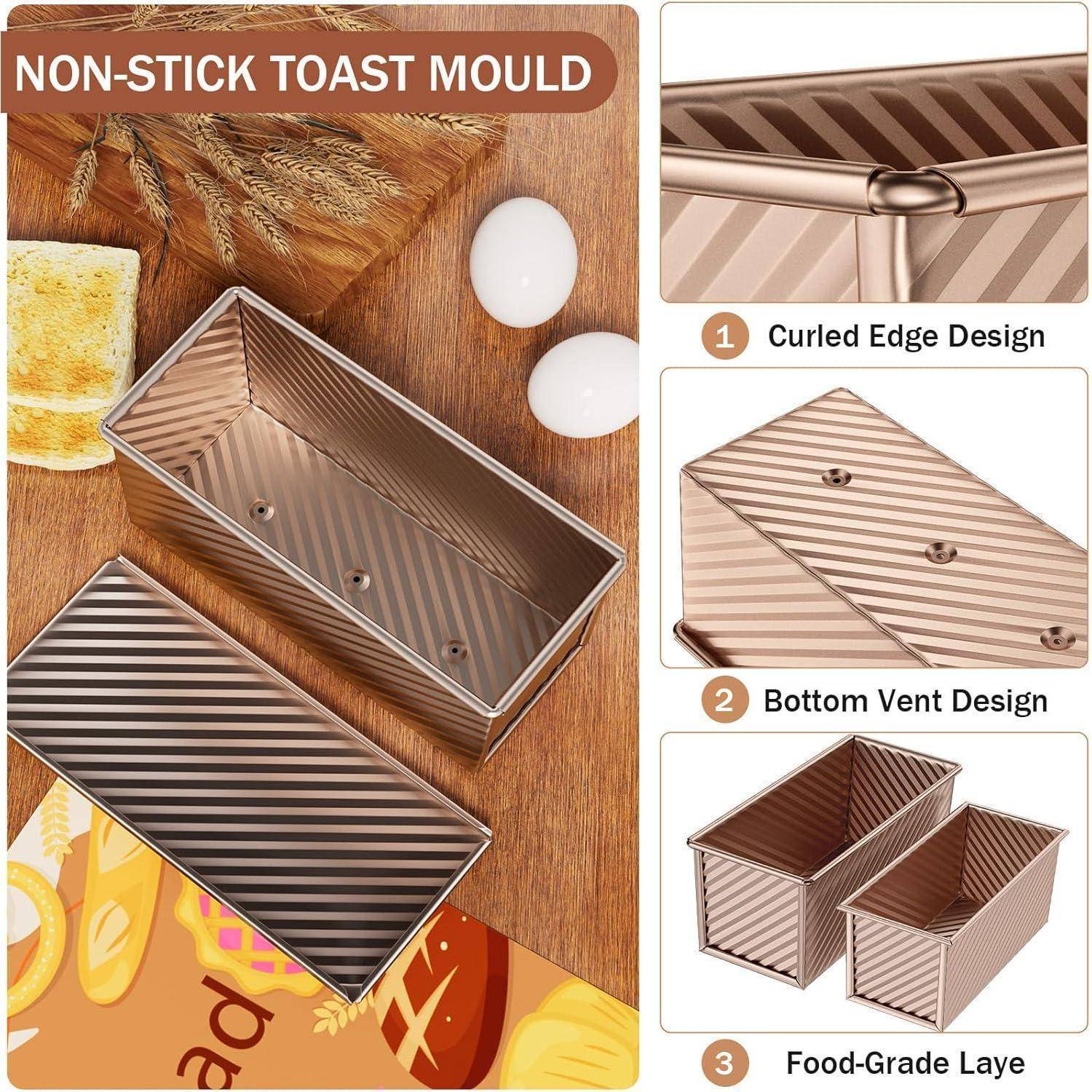 Antihaftende Toastform mit gestreiftem Design, die mit einem Deckel gezeigt wird. Zu den Merkmalen gehören eine gerollte Randgestaltung, eine Bodenbelüftungsdesign und eine lebensmittelechte Schicht.