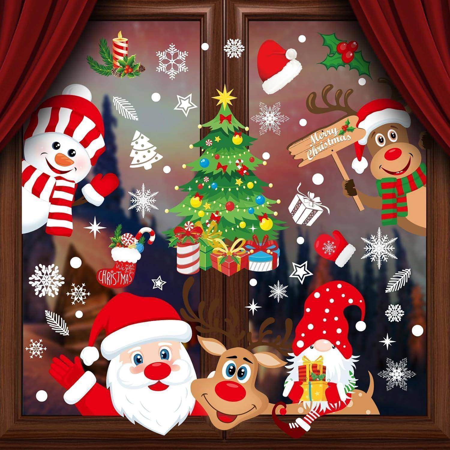 Weihnachtsmann, Rentiere, Schneemann, Geschenke und ein geschmückter Weihnachtsbaum auf einem festlichen Fenster mit Schneeflocken und Feiertagssymbolen.