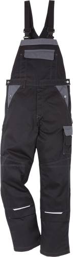 Dunkle Cargo-Shorts mit seitlichen Taschen-Details, die lässige Kleidung hervorheben.