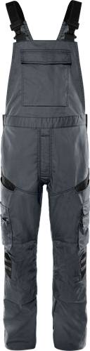 Dunkelgraue Stoffhose mit sichtbaren Nähten und Taschen an den Oberschenkeln.