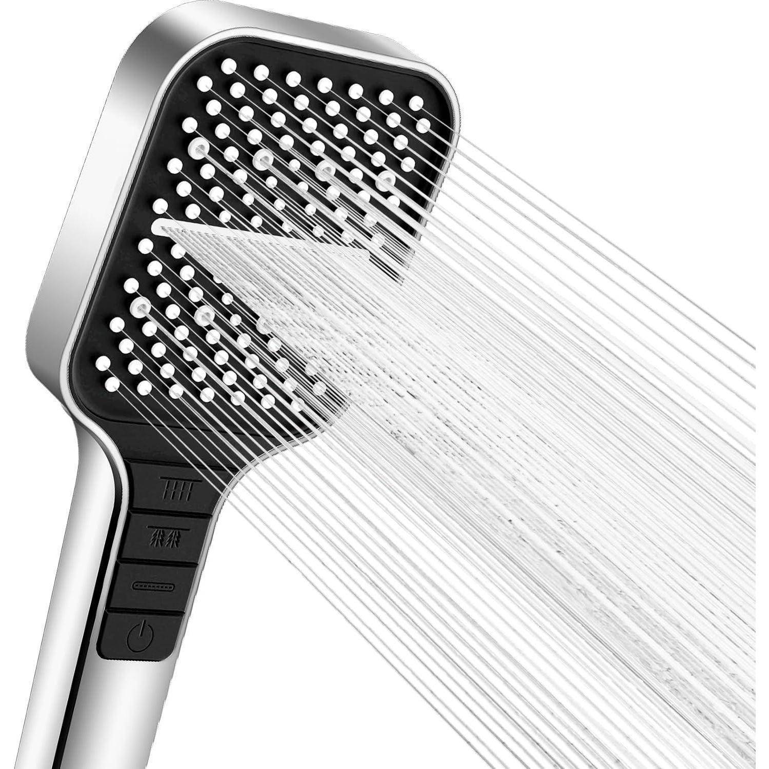 Eine elegante, moderne Duschbrause mit strömenden Wasserstrahlen. Mit Tasten für verschiedene Sprüheinstellungen am Griff.