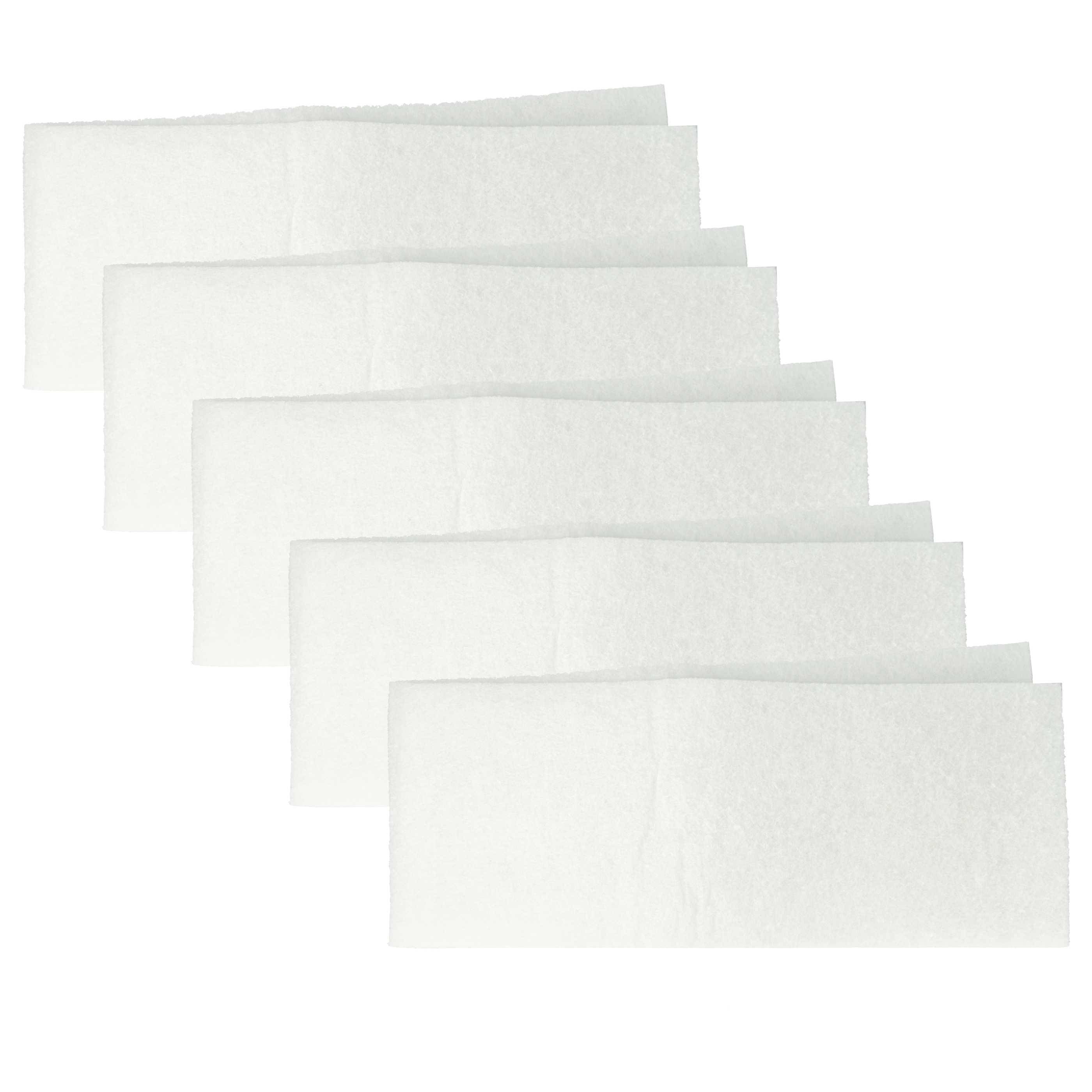 Sechs überlappende weiße Trockentücher sind in einer versetzten Anordnung ausgerichtet, die ihre rechteckige Form und einfaches Design zeigen.