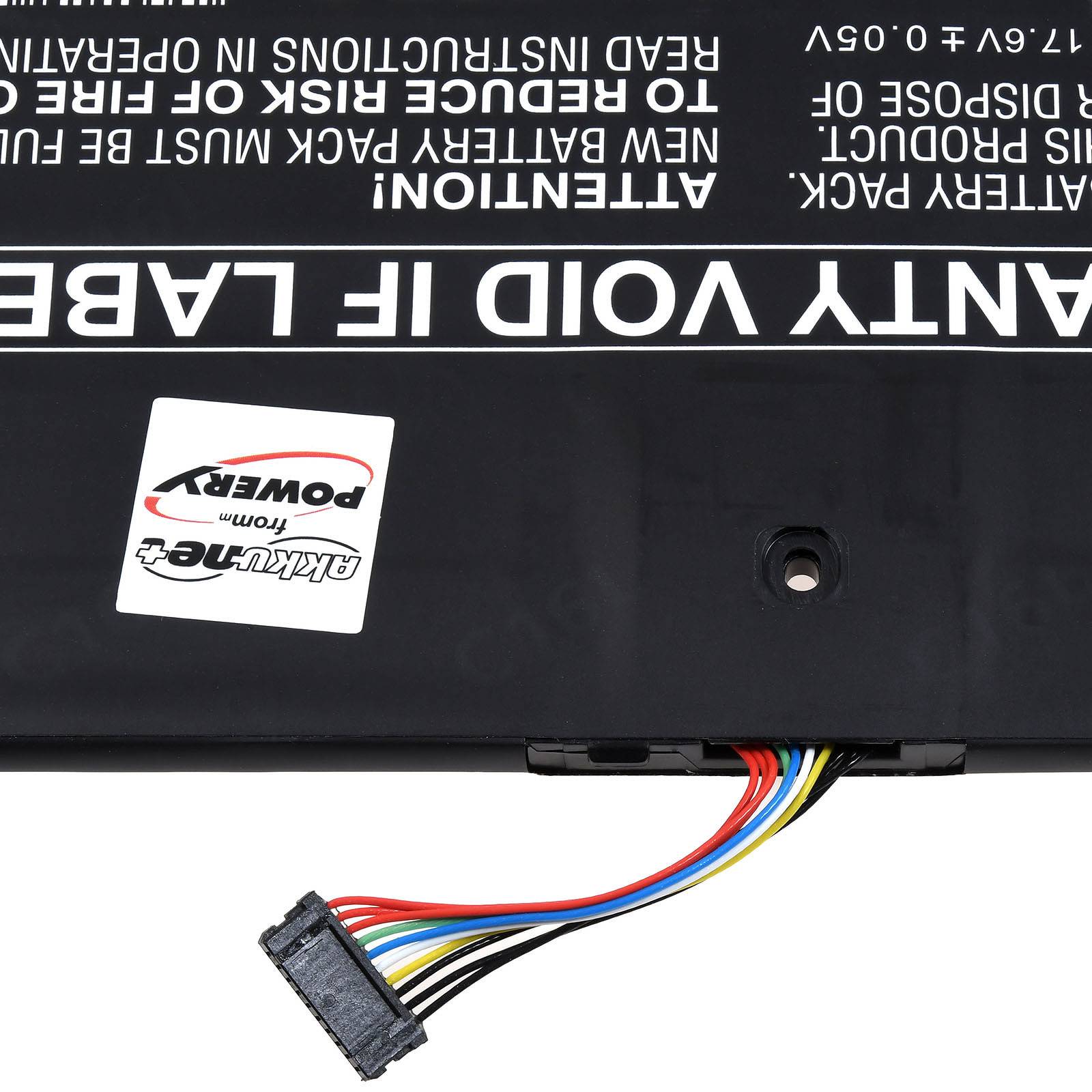 Eine schwarze Batterie mit einer Warnaufschrift, die lautet: „ACHTUNG: BATTERIEPACK MUSS VON QUALIFIZIERTEM PERSONAL AUSGETAUSCHT ODER ENTFERNT WERDEN.