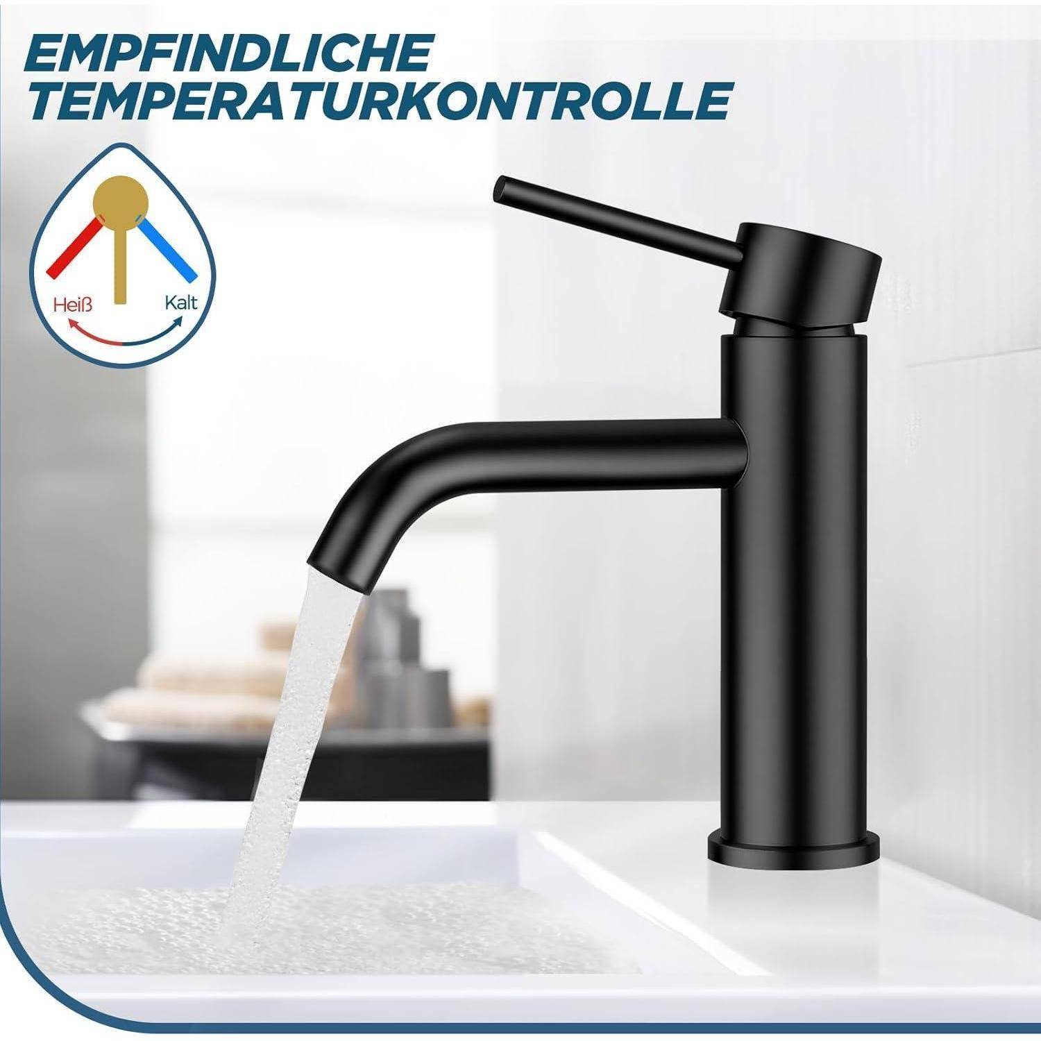 Ein schwarzer Wasserhahn gibt Wasser ab. Deutscher Text liest sich 