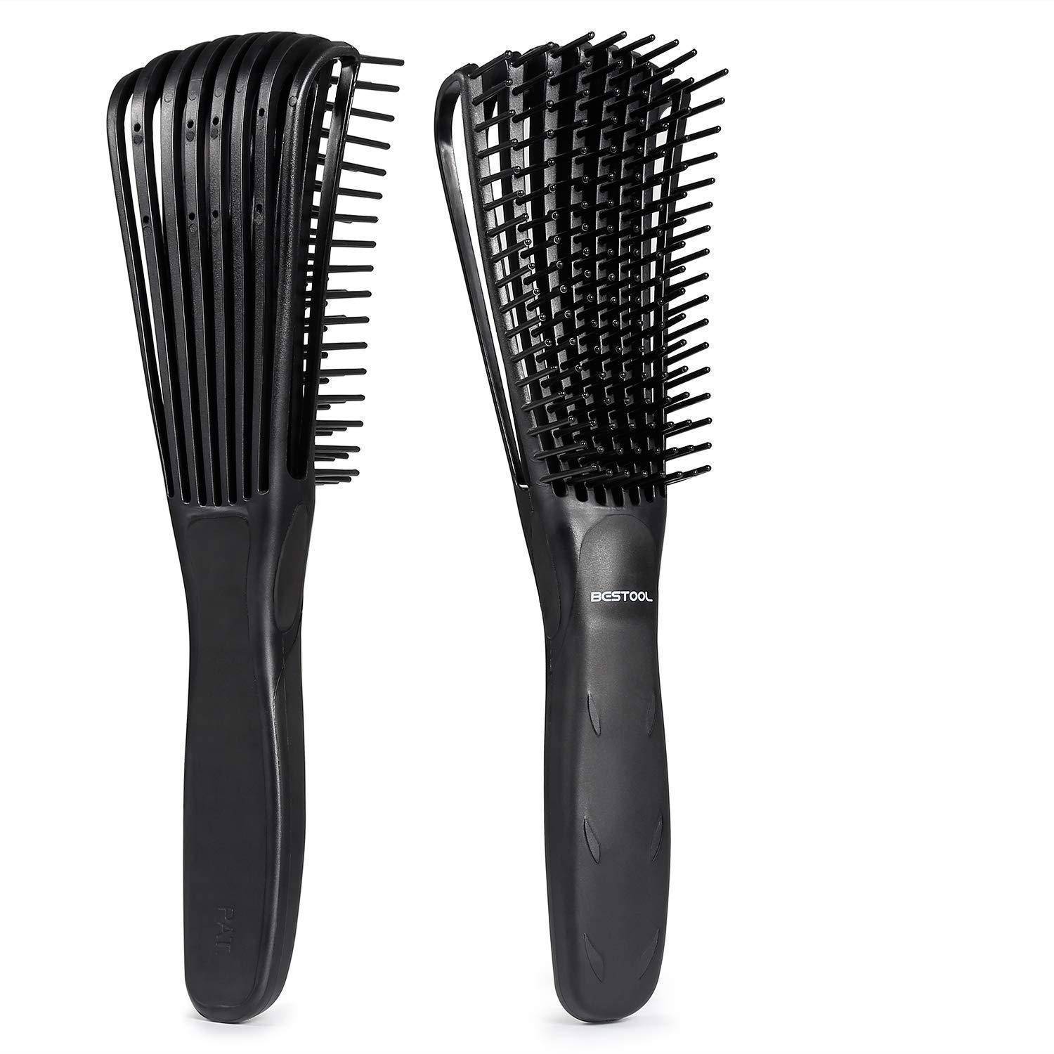 Zwei schwarze Haarbursten mit versetzten Borsten, entwickelt zum Entknoten.