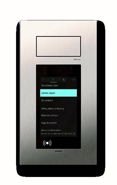 Eine digitale Türsprechanlage mit einem Bildschirm, auf dem eine Liste von Namen angezeigt wird. 'James Joyce' ist hervorgehoben, was einen ausgewählten oder angerufenen Kontakt kennzeichnet.
