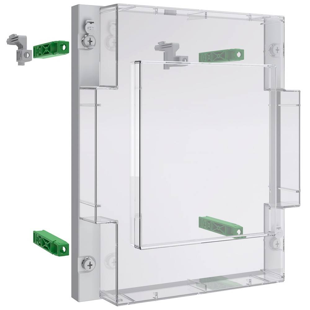 Transparente Kunststoff-Elektroverteilerdose mit grünen Befestigungshalterungen und Komponenten, aus einer Winkelansicht gezeigt.