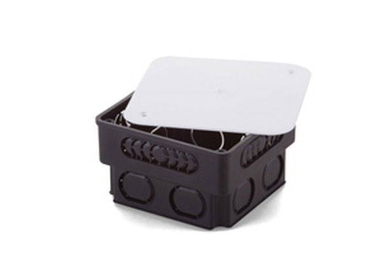 Ein schwarzes quadratisches Utensilien-Regal mit einem weißen Deckel, entwickelt zur Organisation von Küchenutensilien. Die Seitenwände haben kreisförmige Ausschnittmuster.