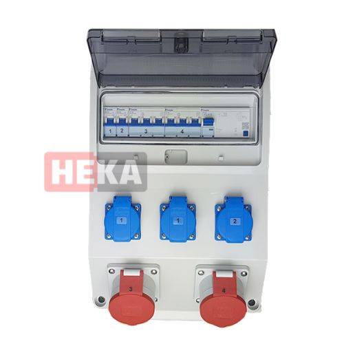Elektrische Tafel mit vier Sicherungsautomaten, von 1 bis 4 beschriftet, und Stromsteckdosen: zwei rote, zwei blaue. HEKA-Logo über den Sicherungsautomaten.