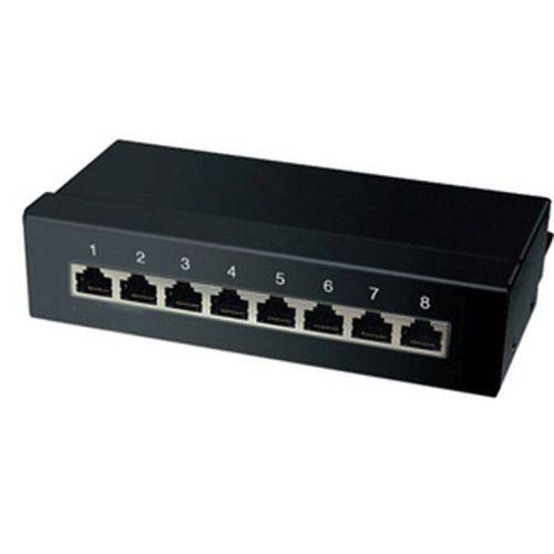 Ein schwarzer 8-Port-Netzwerkswitch mit von 1 bis 8 nummerierten Ports auf seinem Frontpanel.