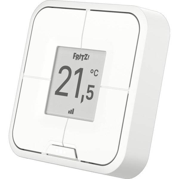 FRITZ! intelligentes Thermostat-Display zeigt 21,5°C und Signalstärkesymbole auf einem weiß wandmontierten Gerät.