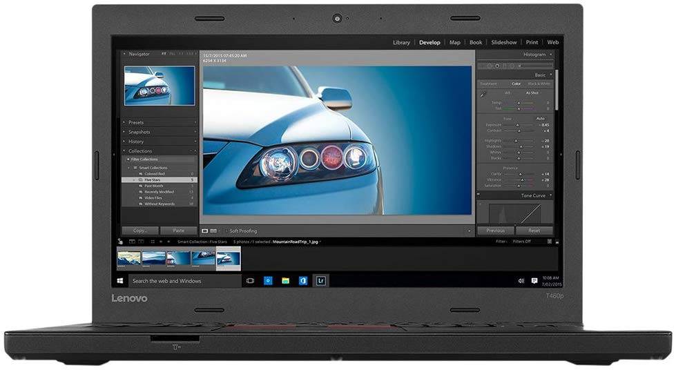Eine Foto-Bearbeitungssoftware-Oberfläche, die ein Bild eines Autoscheinwerfers auf dem Hauptbildschirm zeigt, mit Anpassungswerkzeugen an der Seite.