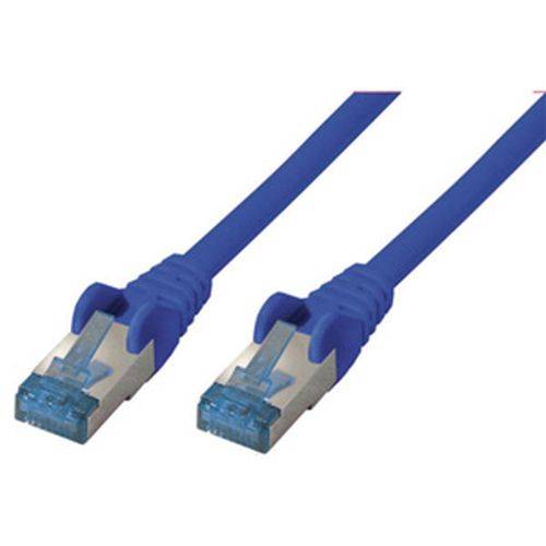Zwei blaue Ethernet-Kabel mit durchsichtigen Steckern an jedem Ende, die für Netzwerke und Internetverbindungen verwendet werden.