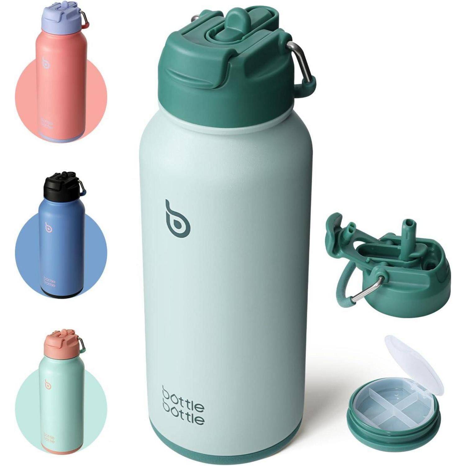 Wiederverwendbare Wasserflasche mit grünem Deckel und weißem Körper. Sie verfügt über einen abnehmbaren Deckel und einen Stauraum. Erhältlich in Rosa, Blau und Schwarz.