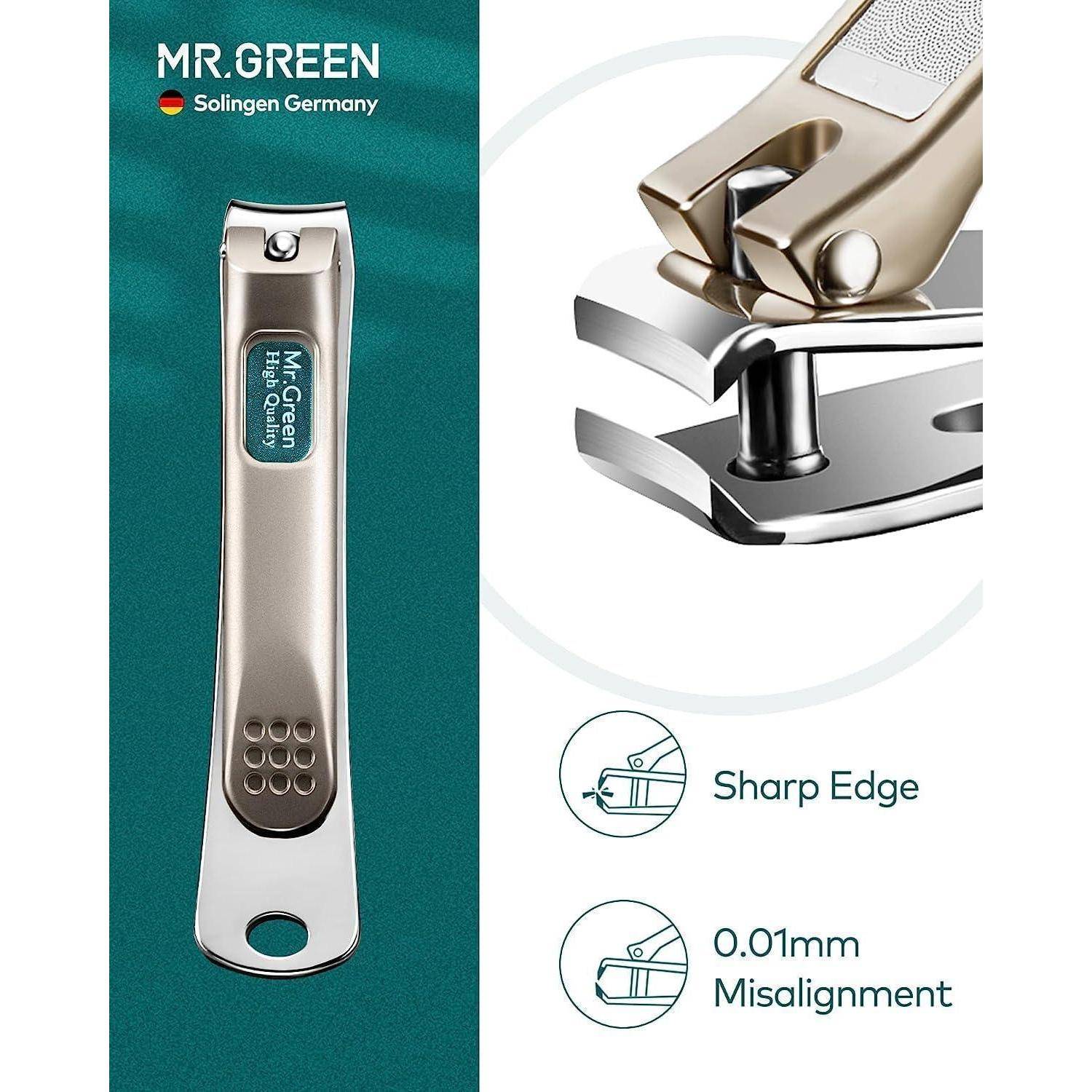Eine Nagelschere aus Metall mit der Markenaufschrift 'Mr. Green', die folgende Merkmale hervorhebt: scharfe Klinge und eine Präzision mit 0,01 mm Ausrichtungstoleranz.