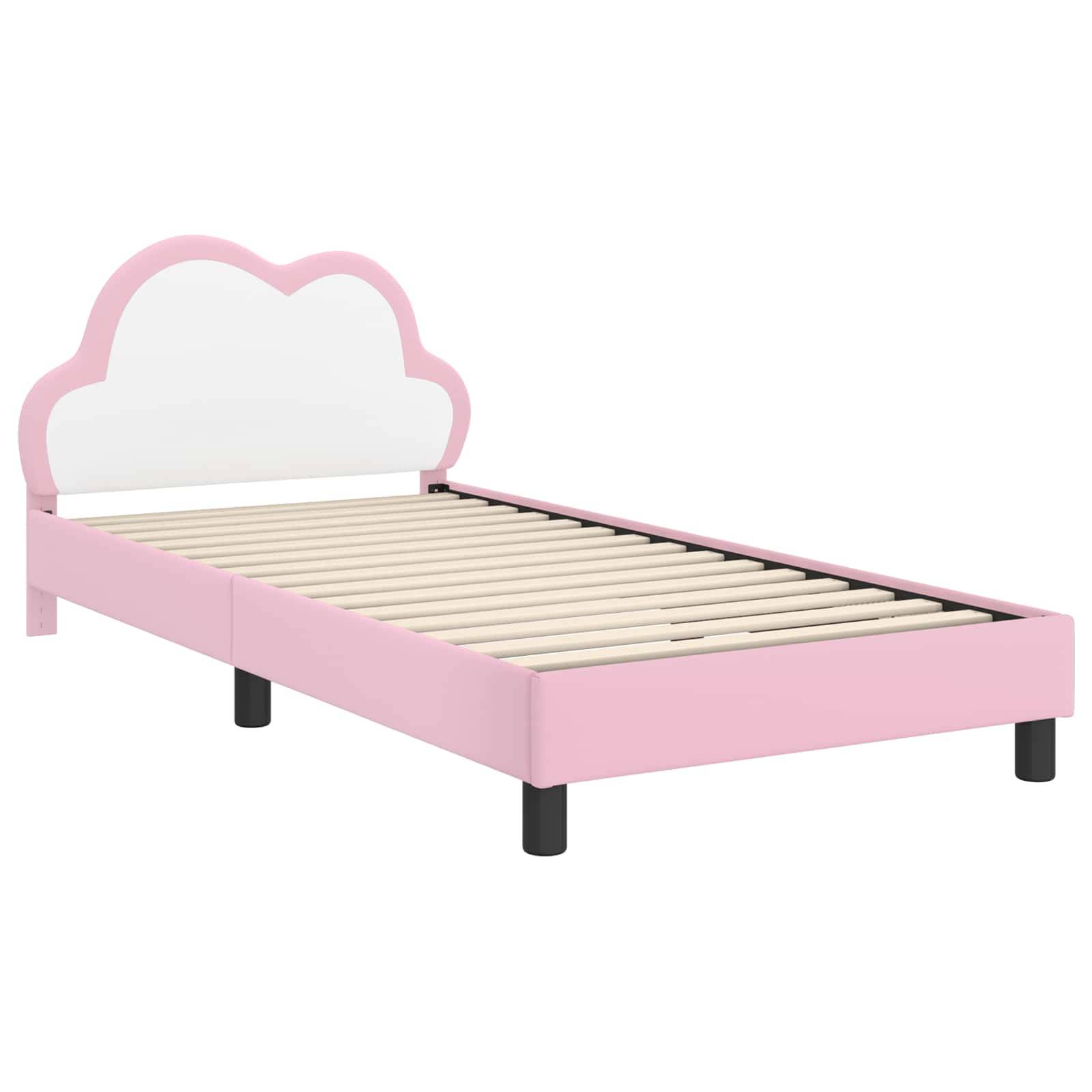 Ein Kinderbett mit einem rosa wolkenförmigen Kopfteil, ausgestattet mit einer Holzlattenunterlage und schwarzen Beinen, konzipiert für eine verspieltes Schlafzimmerambiente.