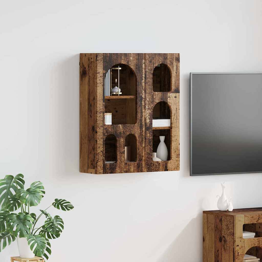 Ein dekorativer Holzregal mit verschiedenen geometrischen Formen und kleinen Zierelementen, an einer weißen Wand neben einem Flachbild-Fernseher montiert.