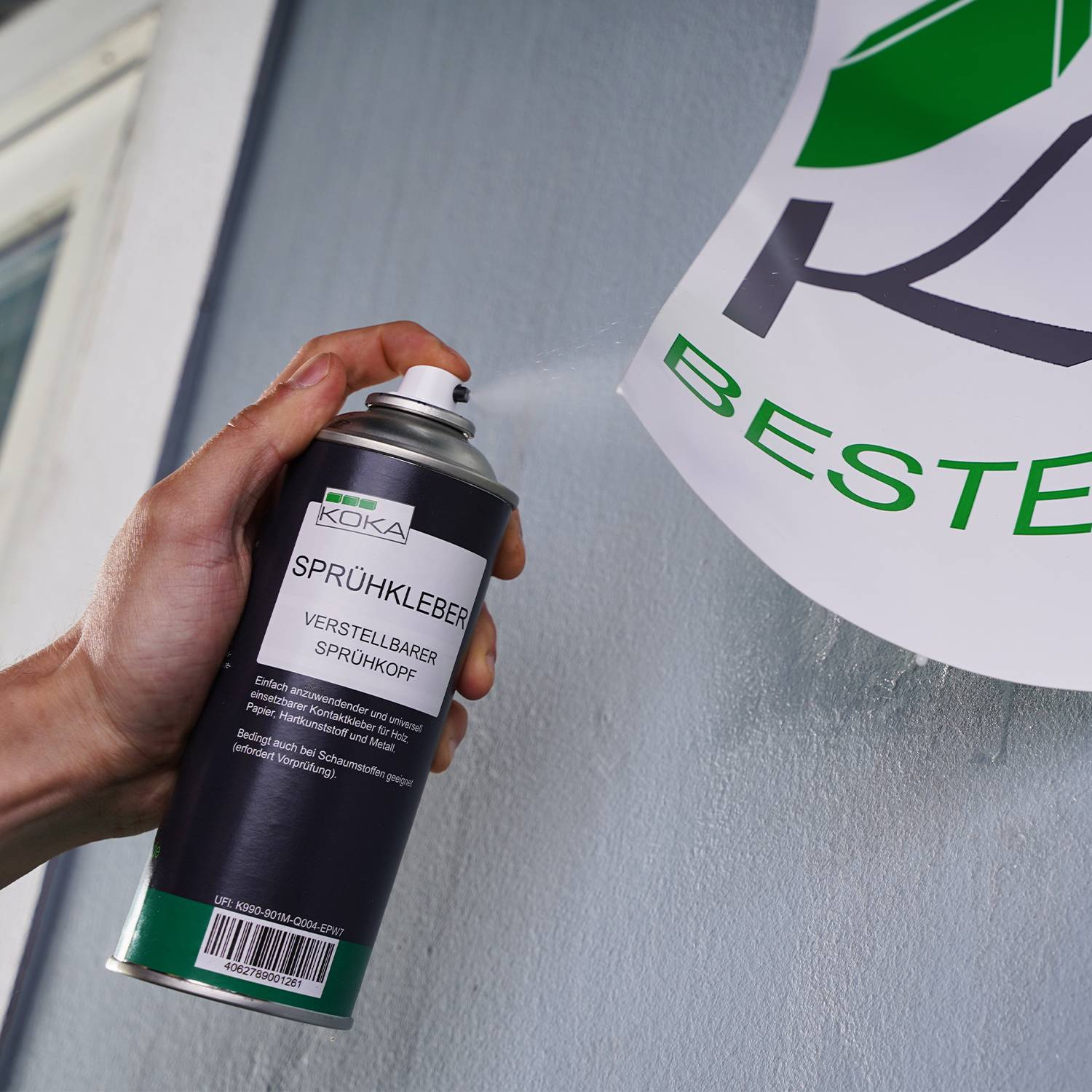 Sprühkleber mit verstellbarem Sprühkopf