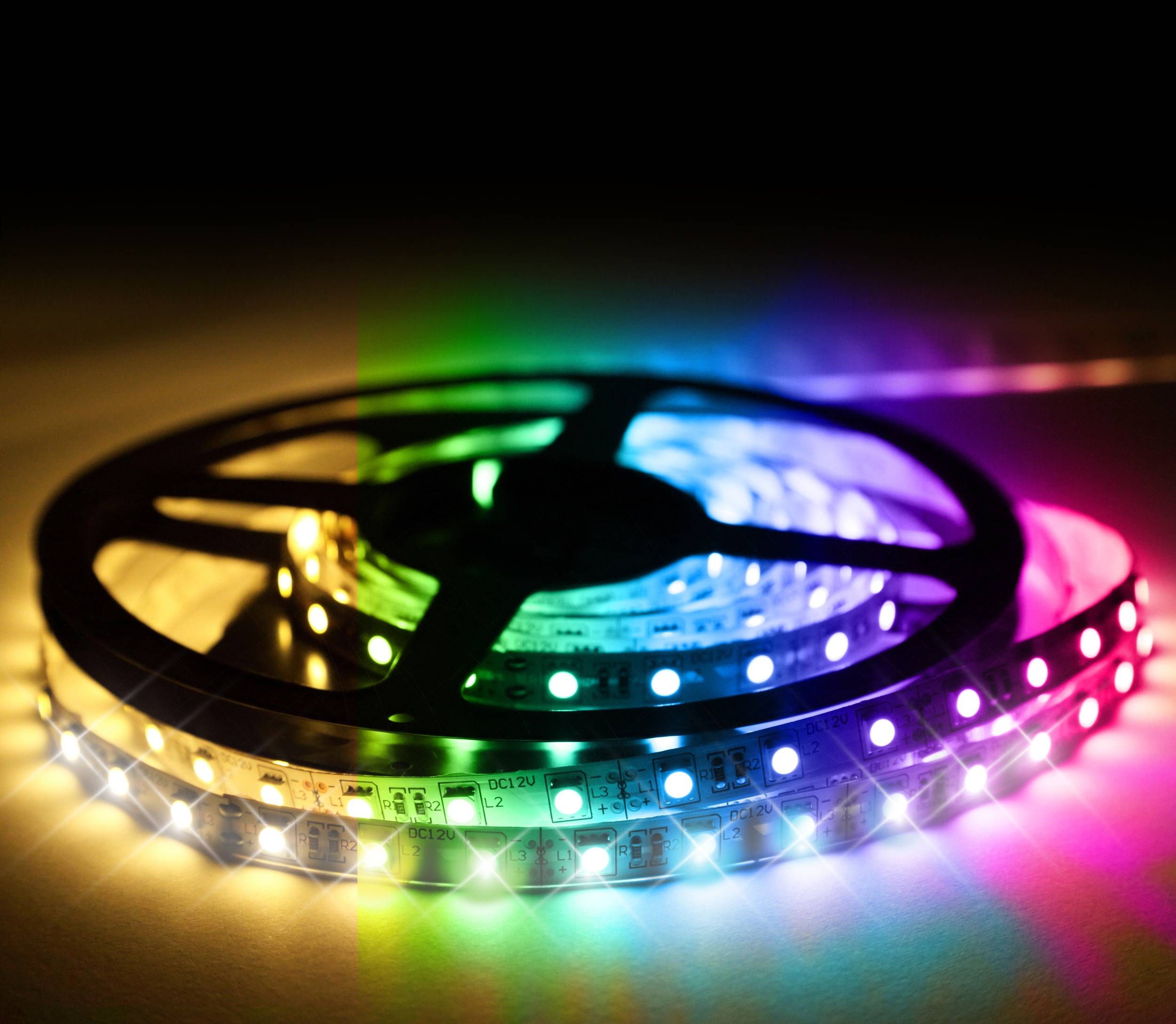 GRUNDIG LED-Stripe, 3m, 180 LED s RGB