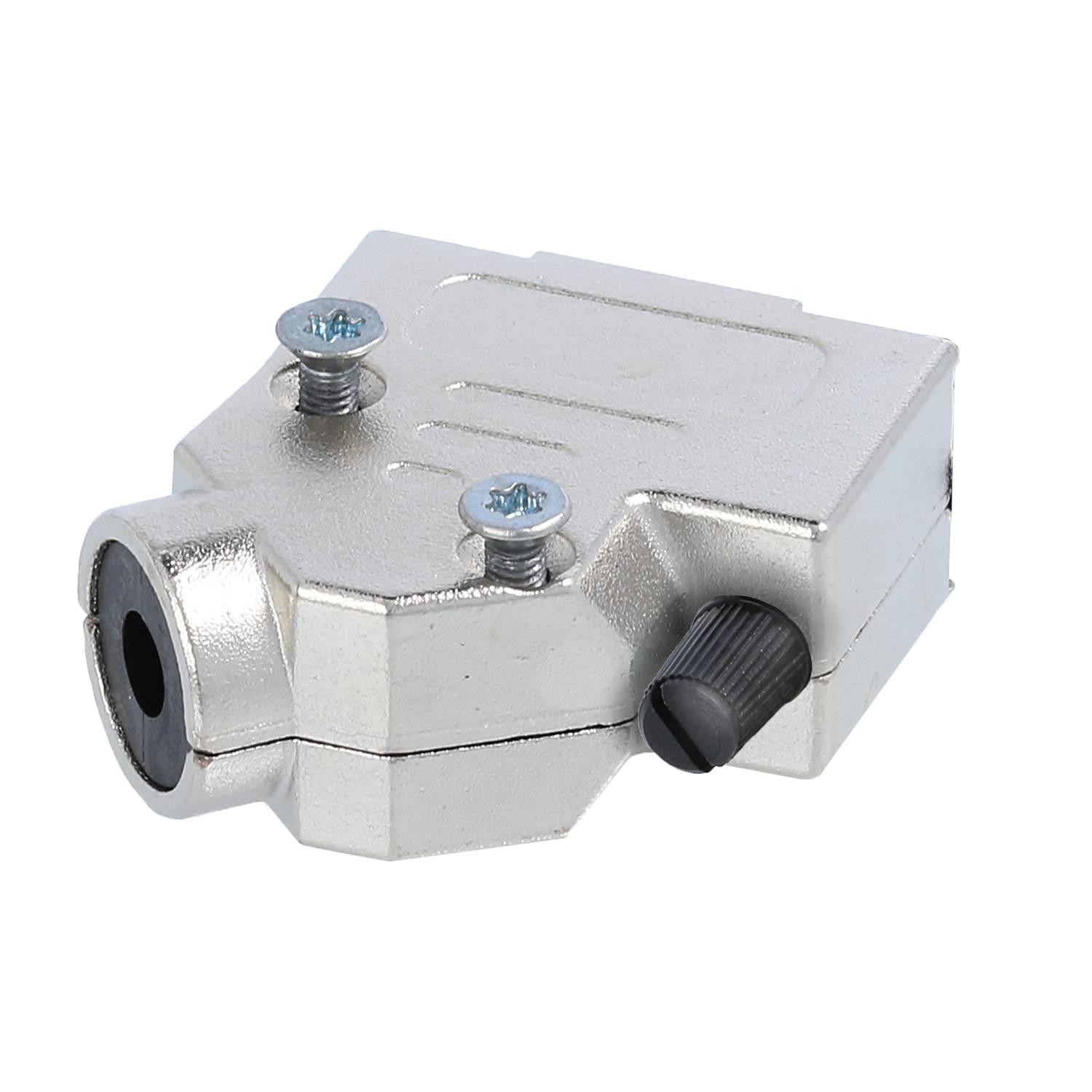 Ein metallischer Audiokabel-Anschluss mit einer zylindrischen Form, ausgestattet mit Schrauben für eine sichere Befestigung und einem Plastikknopf an der Seite.