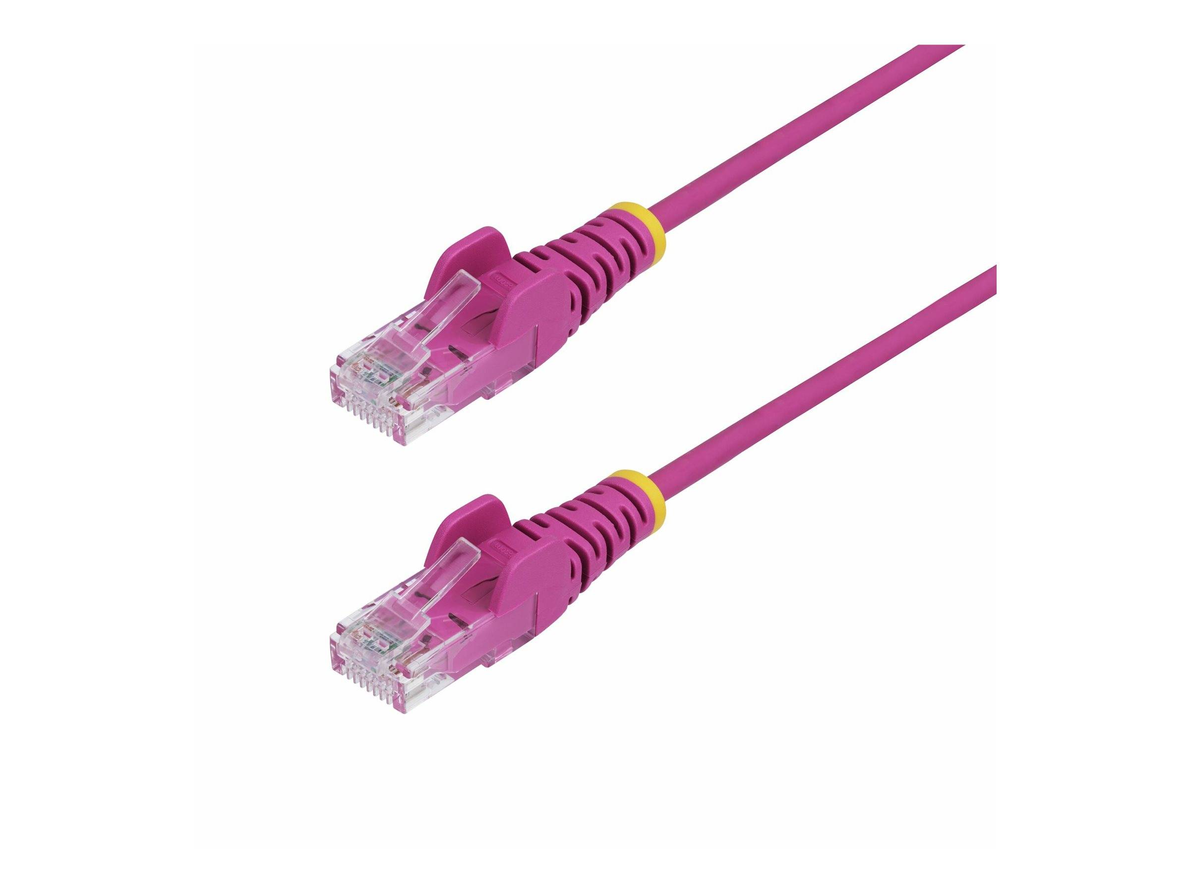 Zwei magentafarbene Ethernet-Kabel mit RJ45-Steckern auf weißem Hintergrund.