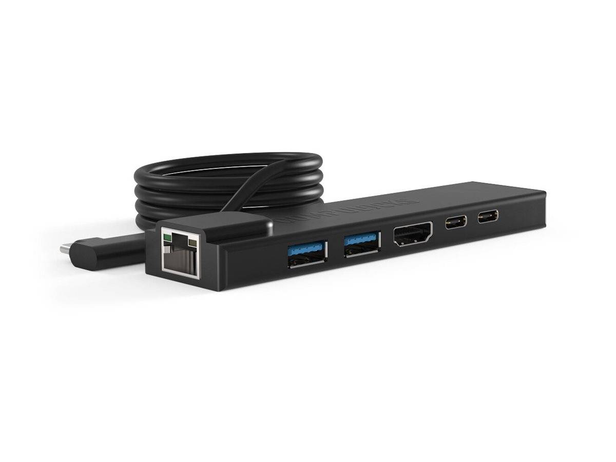 Ein schwarzer Multiport-Adapter mit zwei USB-Anschlüssen, einem HDMI-Anschluss, einem Ethernet-Anschluss und zwei USB-C-Anschlüssen mit angeschlossenem Kabel.