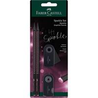 Faber-Castell Sparkle Set enthält zwei schwarze Graphitstifte mit Punktdesign und zwei schwarze Spitzer. Die Verpackung zeigt den Schriftzug 'Hi Sparkle'.