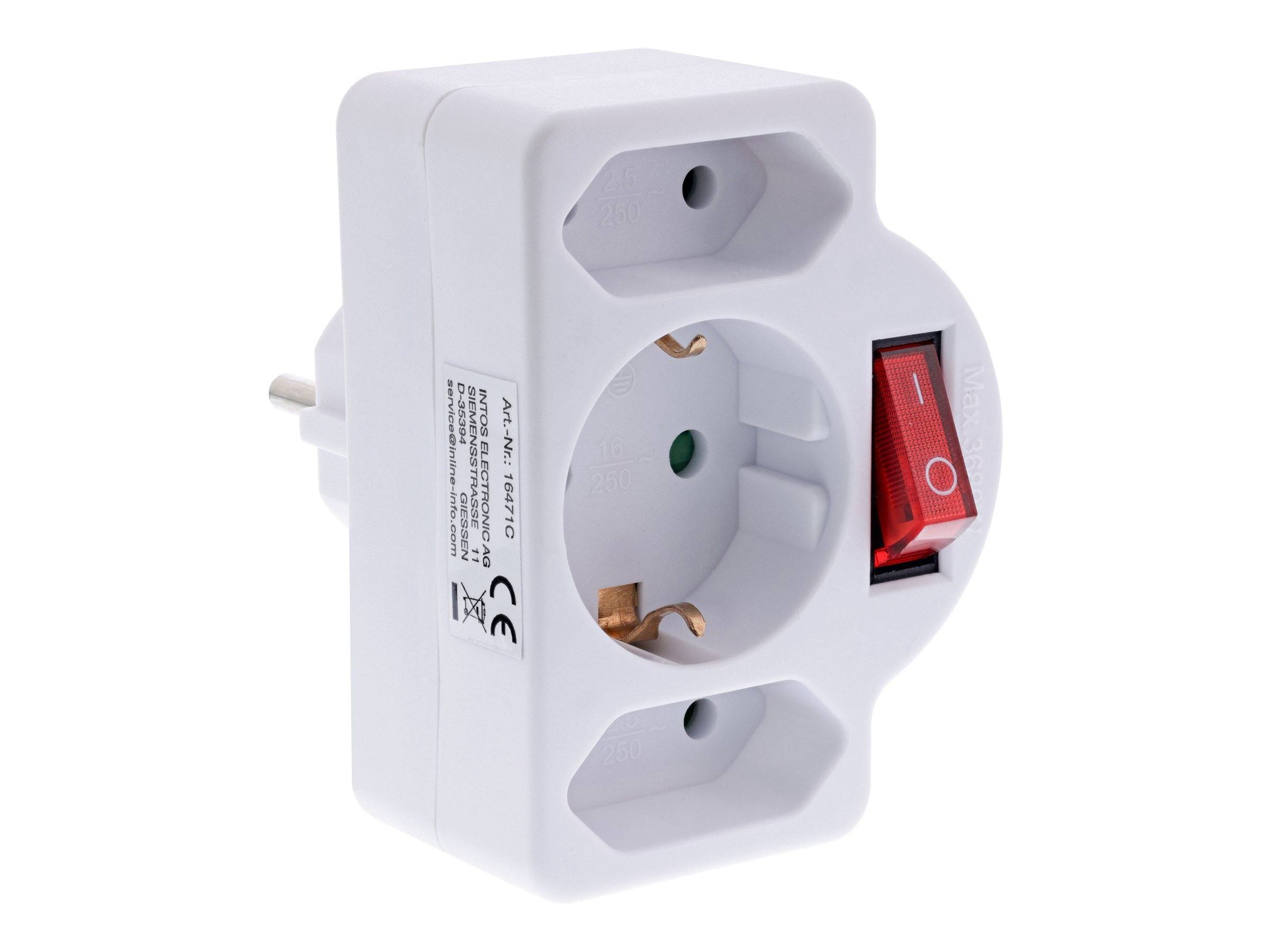 Ein weißer Elektro-Adapter mit drei Steckdosen und einem roten Schalter ist abgebildet. Der Adapter hat Sicherheitszertifizierungen, die seitlich aufgedruckt sind.