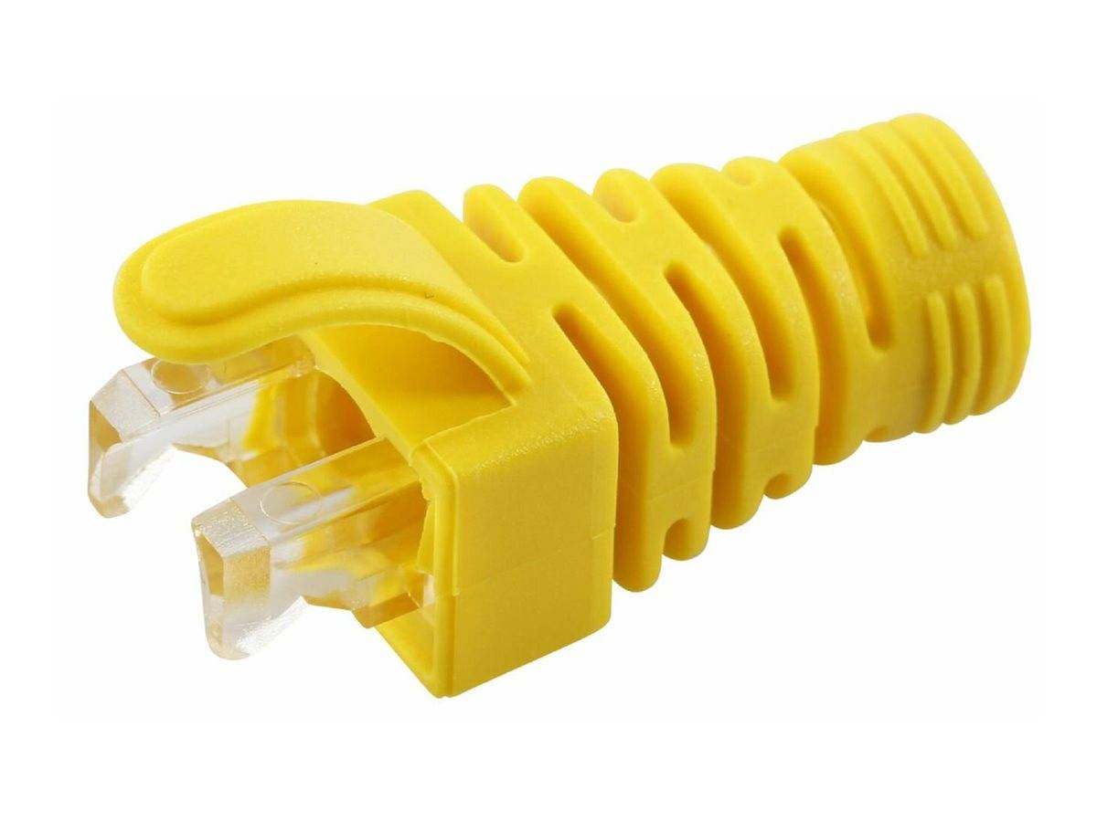 Eine Nahaufnahme eines gelben Ethernet-Kabels mit einem Schutzmantel und einem Clip an seinem Anschluss.