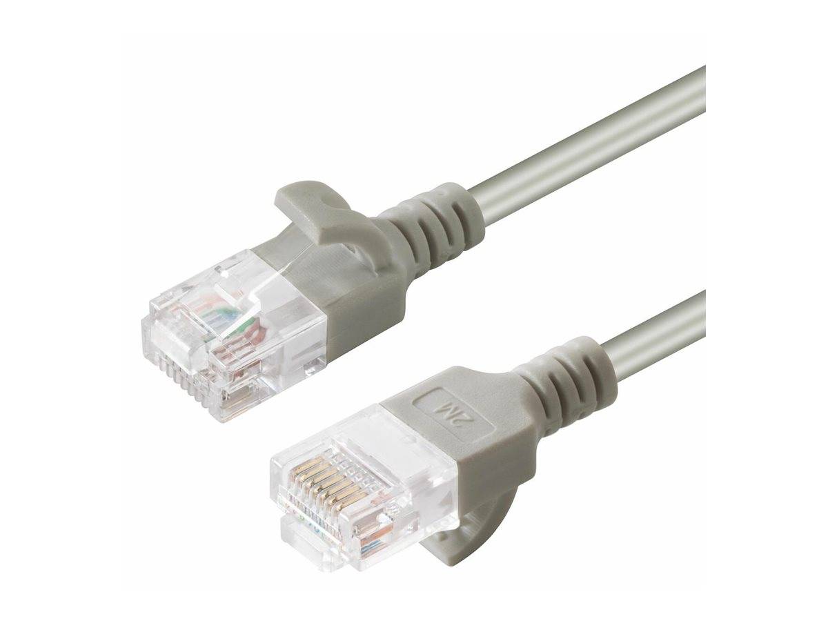 Ein graues Ethernet-Kabel mit zwei RJ-45-Steckern an jedem Ende, verwendet für Netzwerk- und Internetverbindungen.