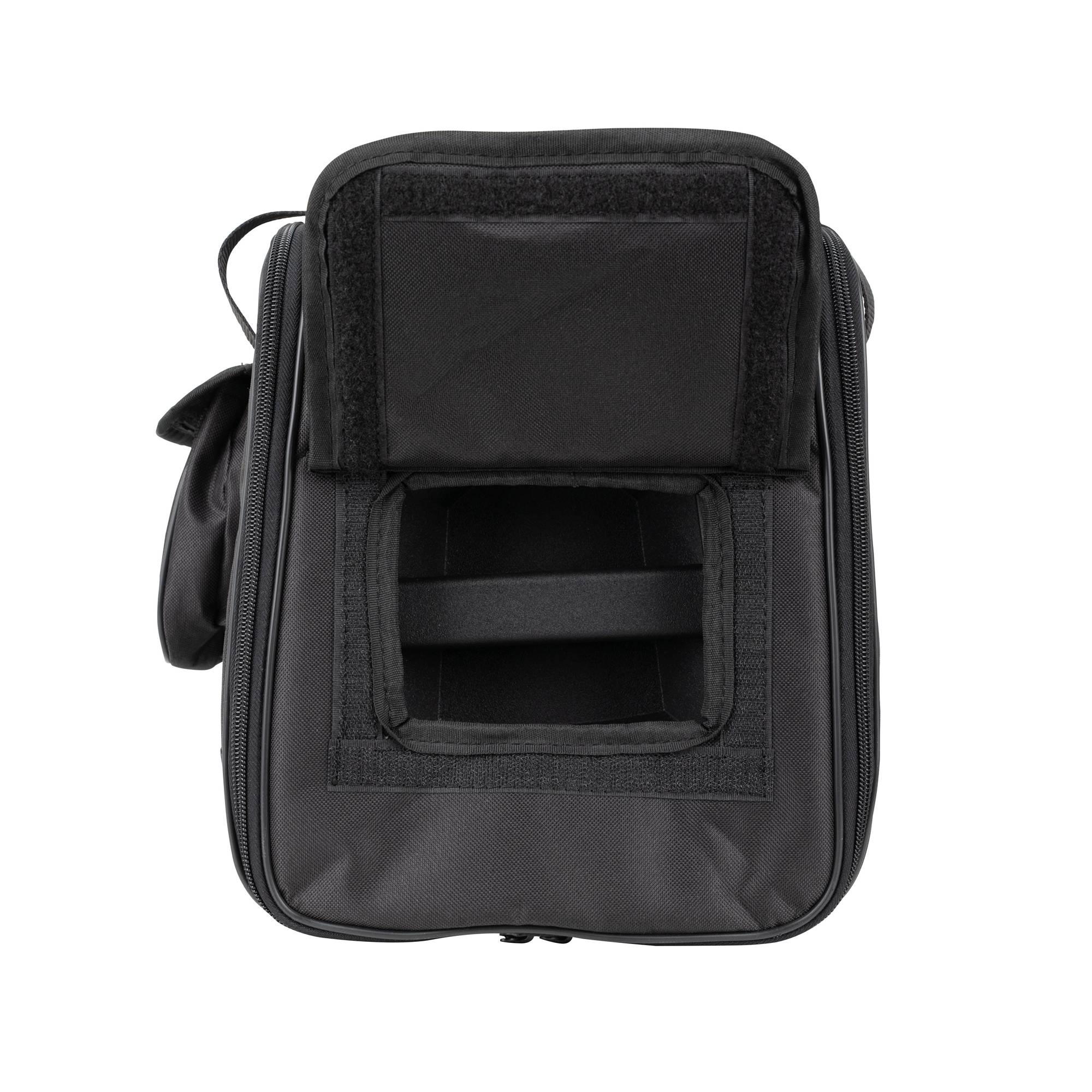 Eine schwarze, weiche Reisetasche mit einer offenen Klettverschluss-Klappe, die leere Fächer freilegt, die zum Verstauen und Organisieren kleiner Gegenstände konzipiert ist.