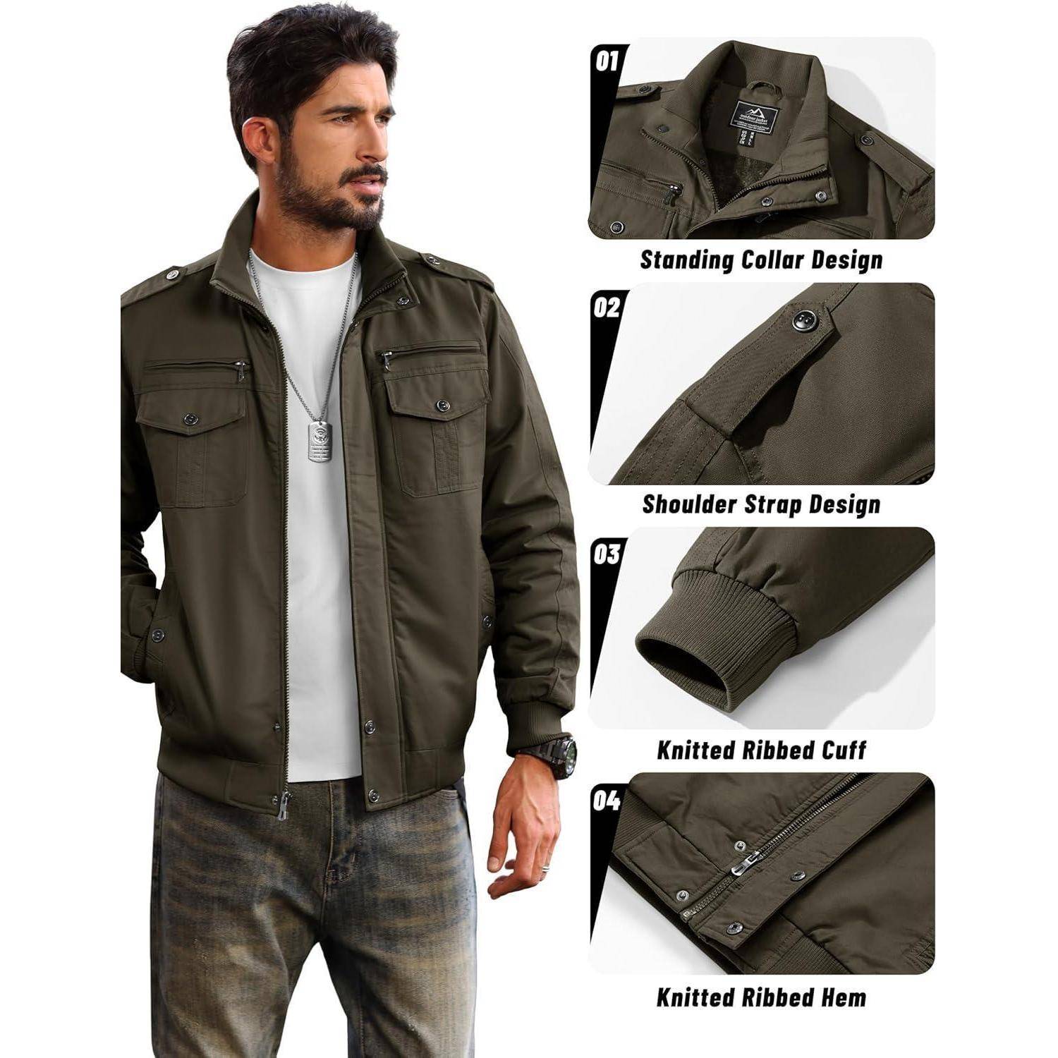 Ein Mann trägt eine olivfarbene Jacke mit hervorgehobenen Details: hoher Stehkragen, Schulterklappendesign, gerippte Strickmanschetten und Saum.