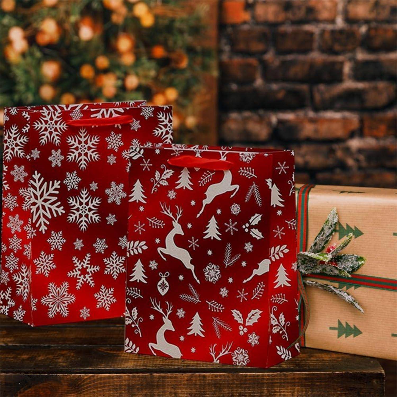 4er-Pack Weihnachtspapier-Geschenktüten mit Griffen, rote Bonbontüten
