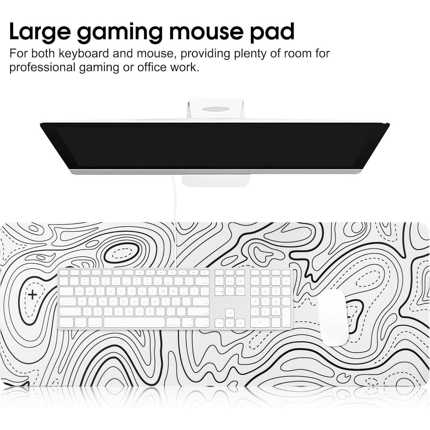 Ein großes Mauspad mit einem schwarz-weißen Konturdesign, auf dem eine Tastatur und eine Maus platziert sind. Text lautet: ‚Großes Gaming-Mousepad'.