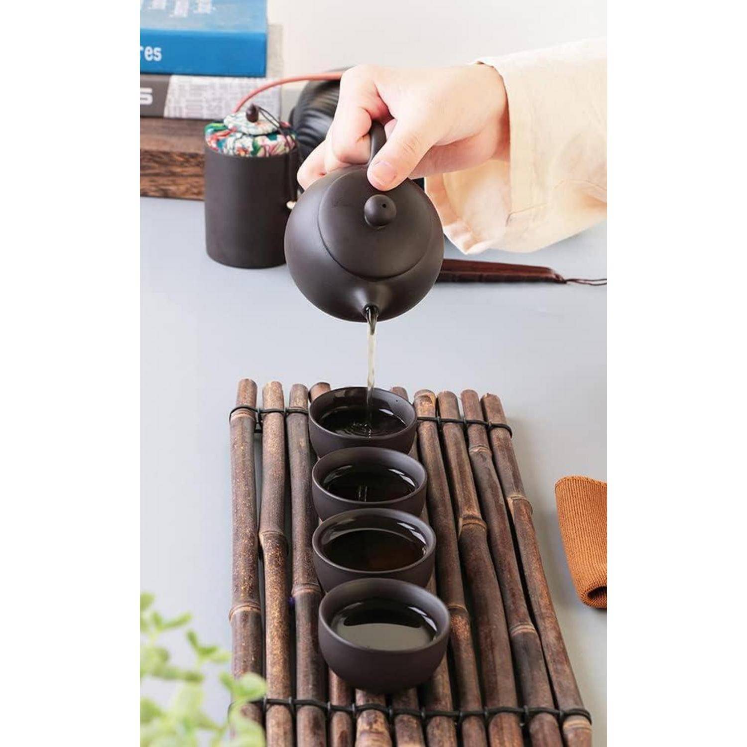 Chinesisches Keramik Teeset 7-teilig mit Teekanne und Tragetasche