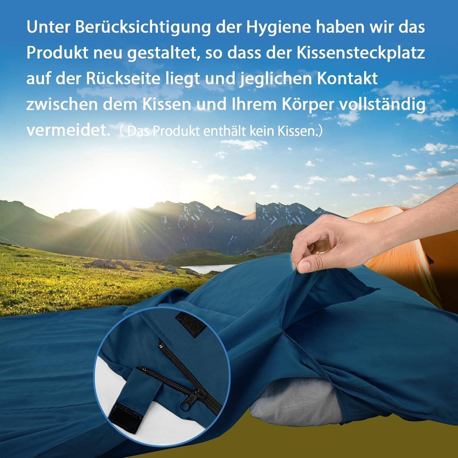 Eine Hand, die einen Schlafsack im Freien anpasst, mit Bergen im Hintergrund. Der Text erwähnt Hygiene und das Vermeiden von Kontakt mit einem Kissen.