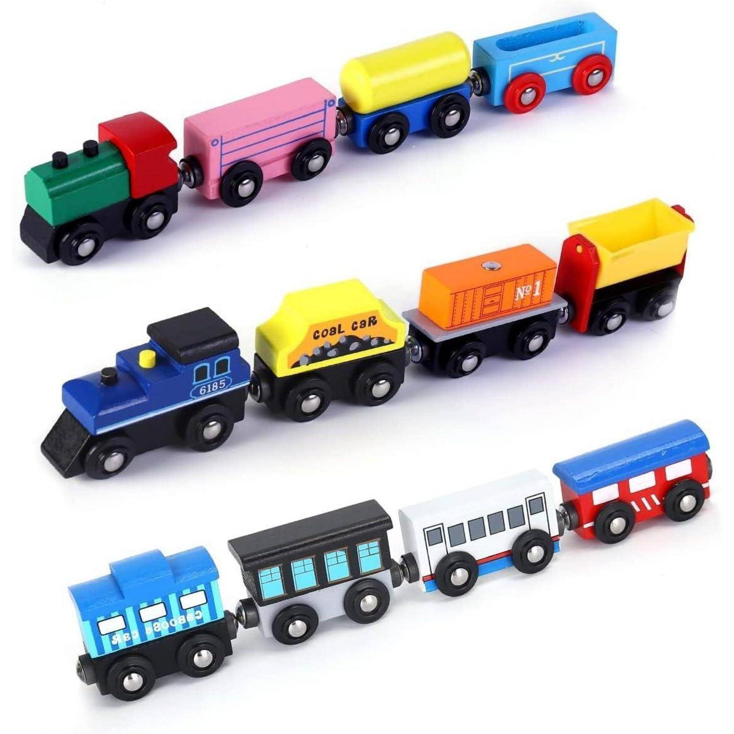 Weihnachts-Adventskalender 2024 mit 12 holzigen Waggons, magnetische