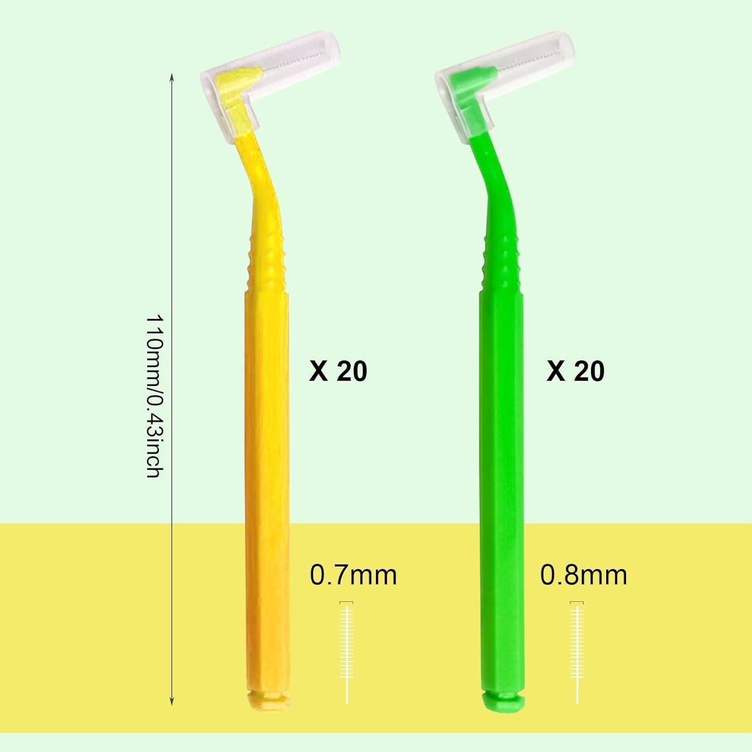Zwei Zahnbürsten: eine gelb, eine grün. Gelb ist 0,7 mm, grün ist 0,8 mm. Beide sind 110 mm/4,33 Zoll. Jede hat 'X 20' daneben.
