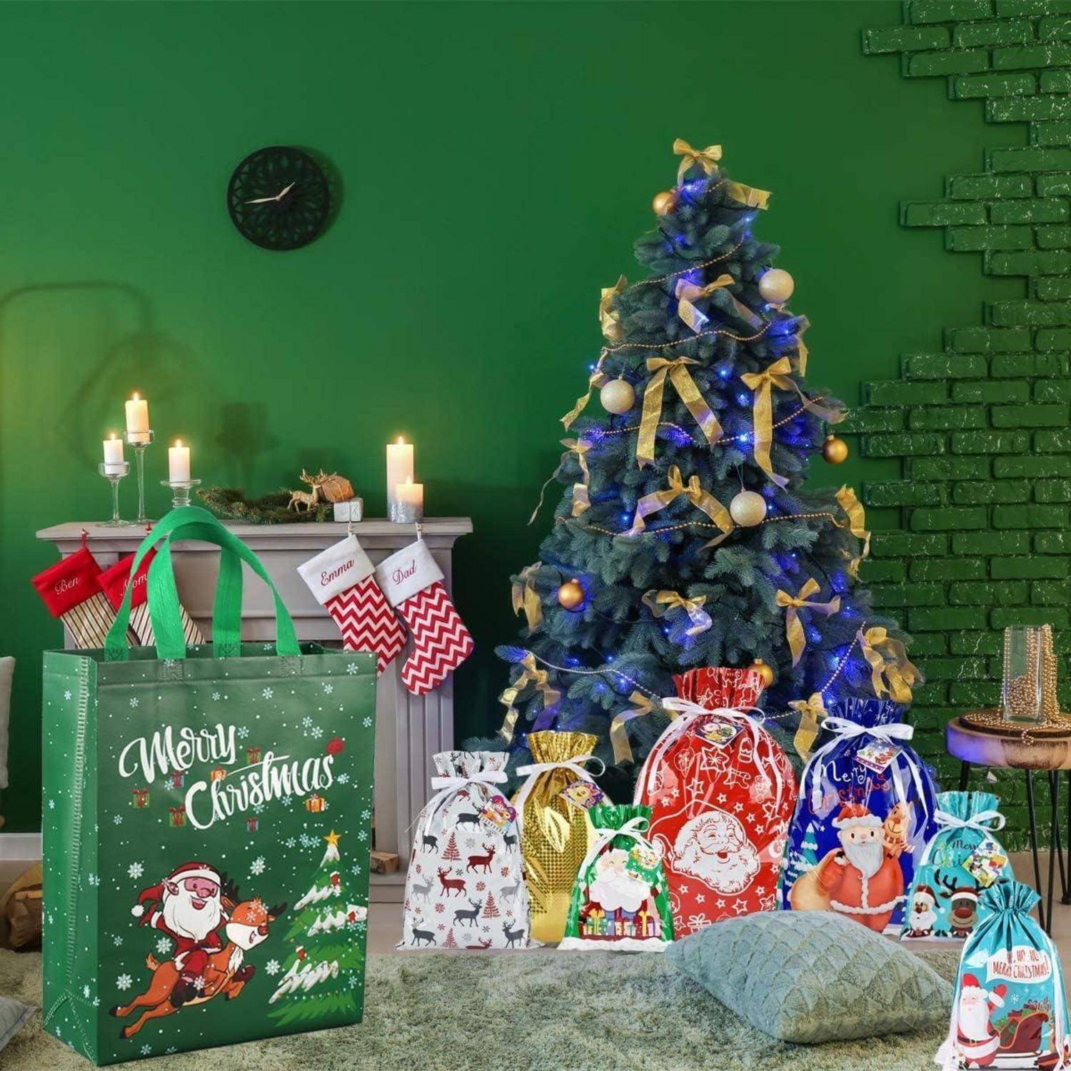 Weihnachtstragetaschen Geschenktüten Vliesstoff Griff 5er grün