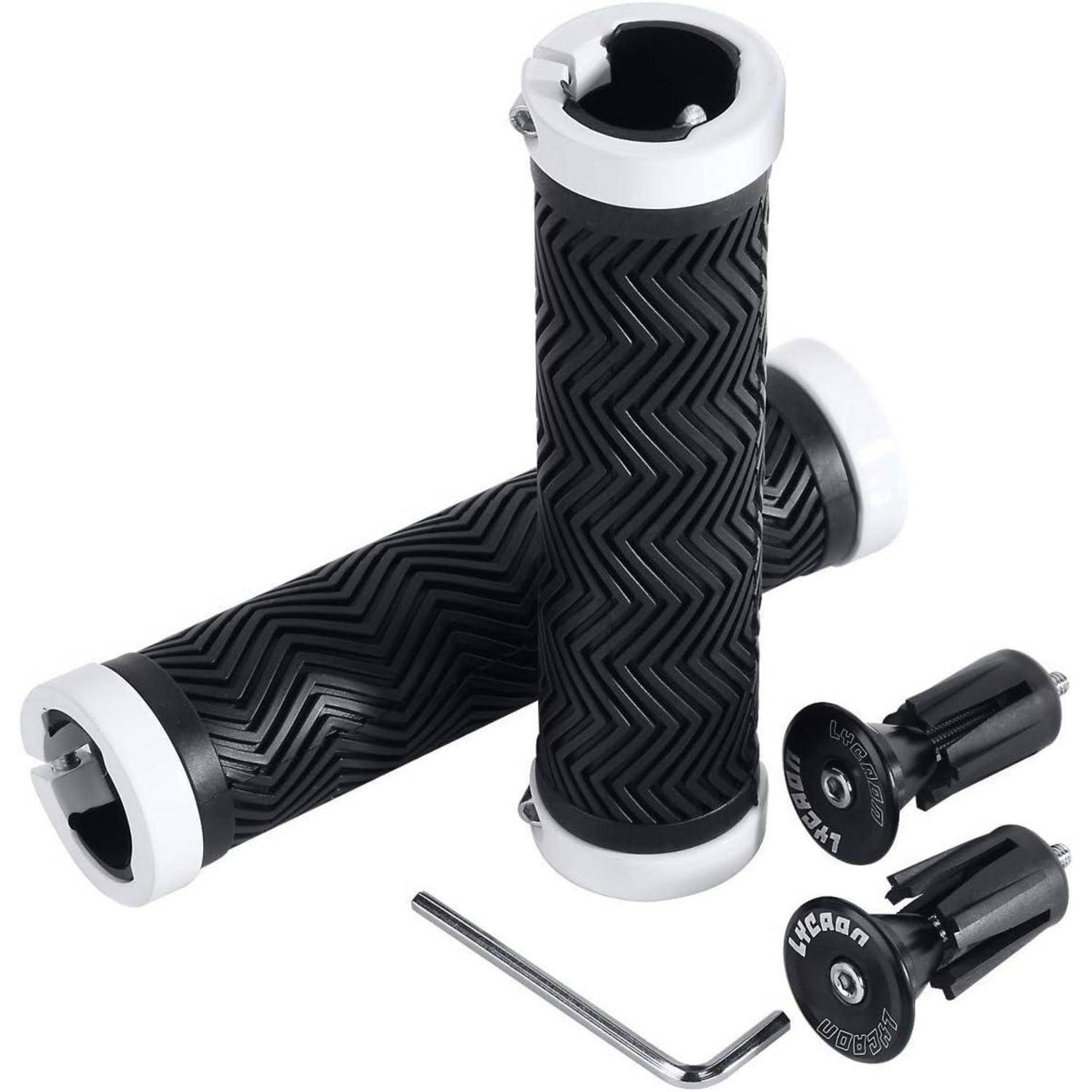 Schwarze und silberne Fahrradlenkergriffe mit einem Zickzack-Muster, zusammen mit Endkappen und einem Inbusschlüssel, werden vor einem weißen Hintergrund präsentiert.