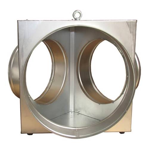 Eine Metallzylinderkammer mit mehreren Öffnungen, wahrscheinlich für industrielle Luft- oder Fluidströmungsanwendungen verwendet, vor einem weißen Hintergrund.