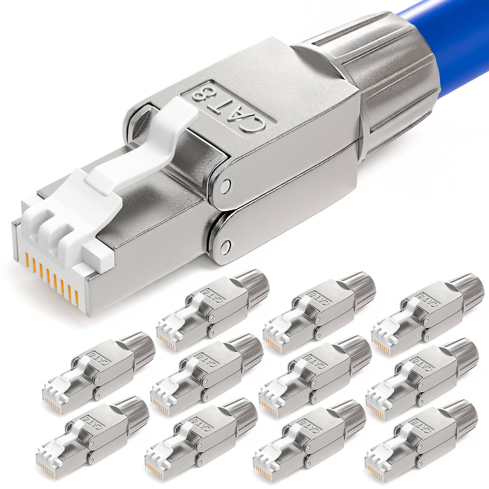 Nahaufnahme eines Ethernet-Kabels mit einem CAT8-Metallstecker RJ45, gezeigt neben mehreren kleineren Ansichten desselben Steckers.