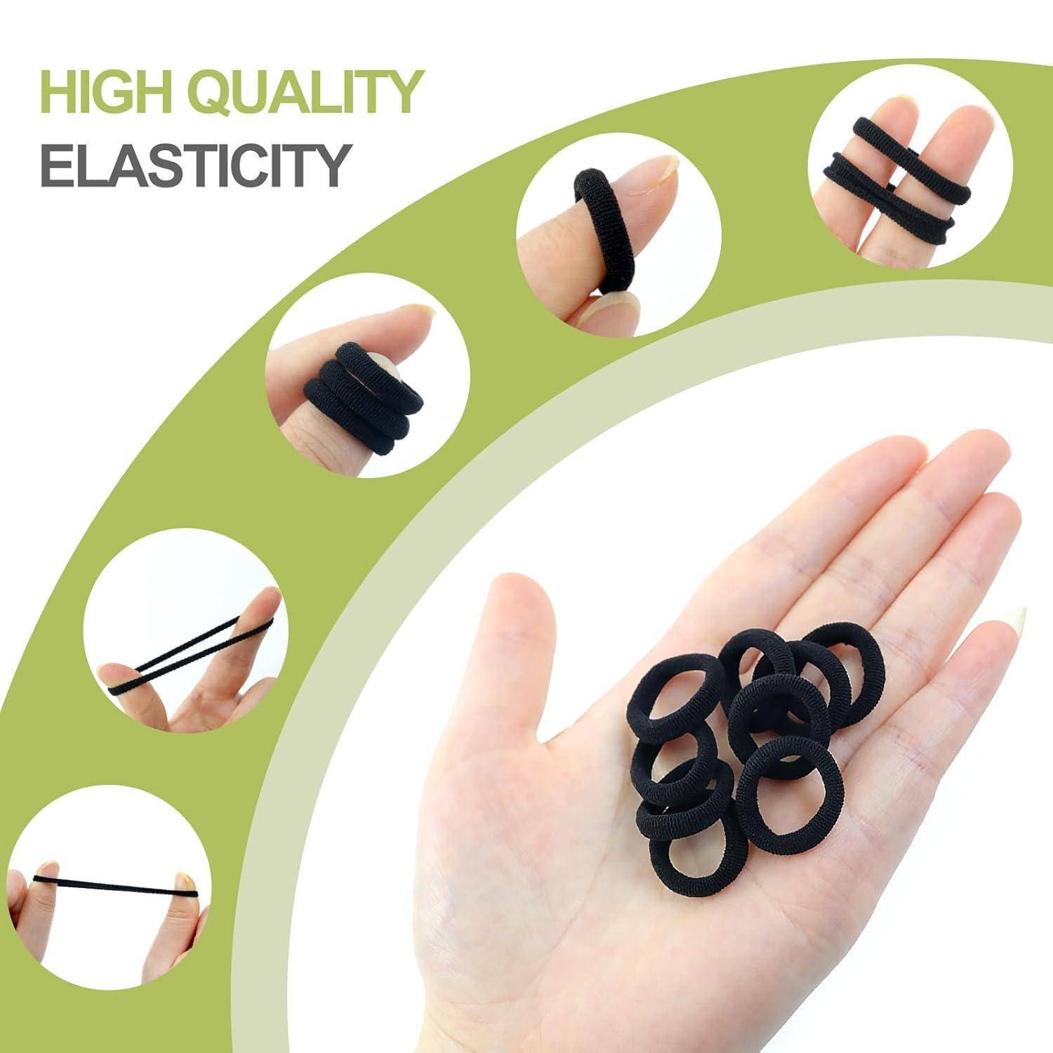 Eine Hand hält schwarze elastische Haargummis. Eingesetzte Bilder zeigen verschiedene Verwendungsmöglichkeiten der Gummis an Fingern und demonstrieren ihre Elastizität und Qualität.