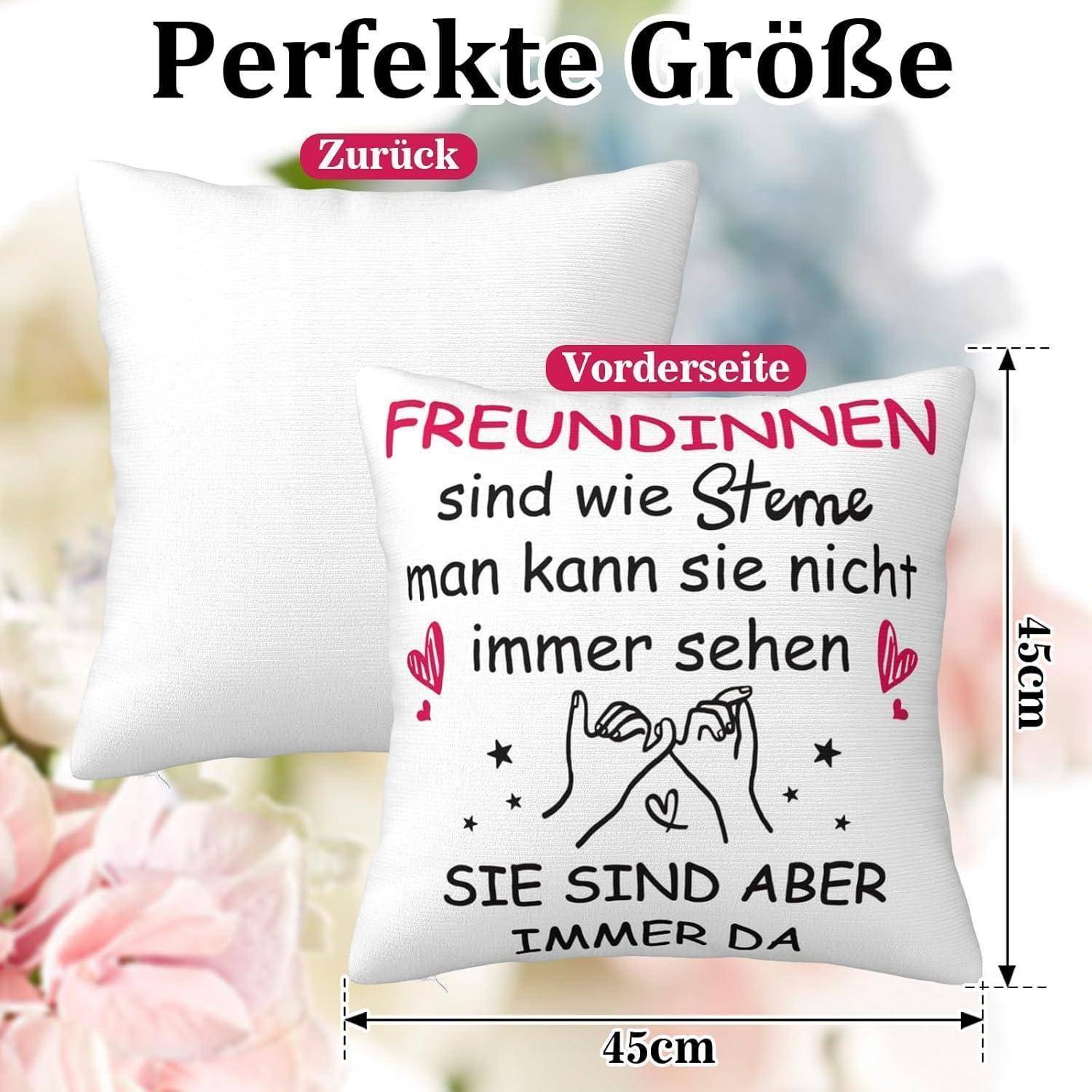 Vorderansicht eines Kissens mit dem Text 'FREUNDINNEN sind wie Sterne man kann sie nicht immer sehen SIE SIND ABER IMMER DA', umgeben von Stern- und Herz-Illustrationen; Maße 45x45 cm.