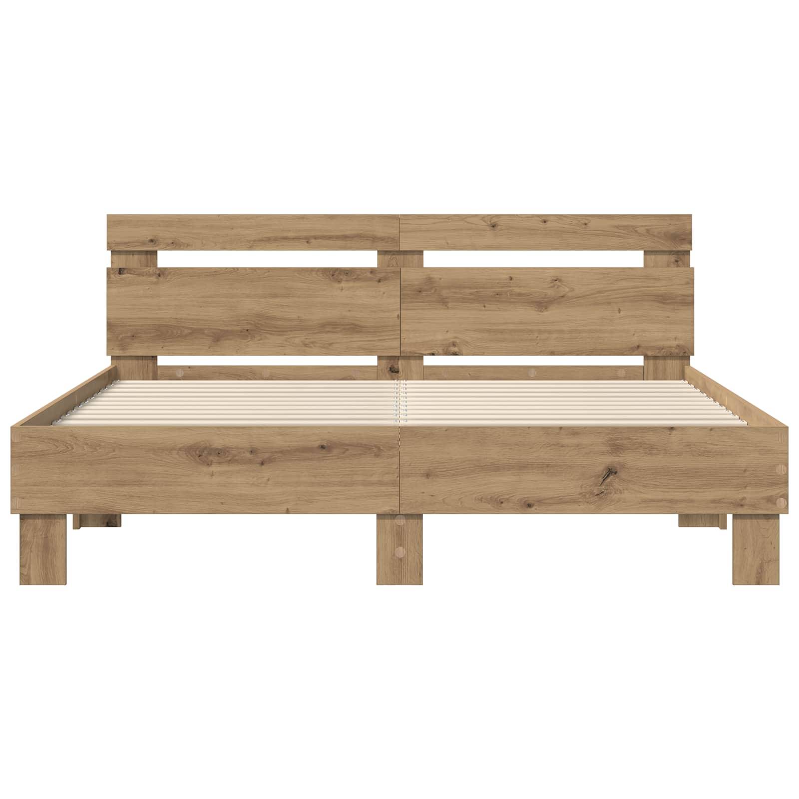 Ein Holzbettgestell mit Lamellendesign, das eine natürliche Holzoberfläche und einen minimalistischen Kopfteil zeigt. Keine Matratze ist vorhanden.