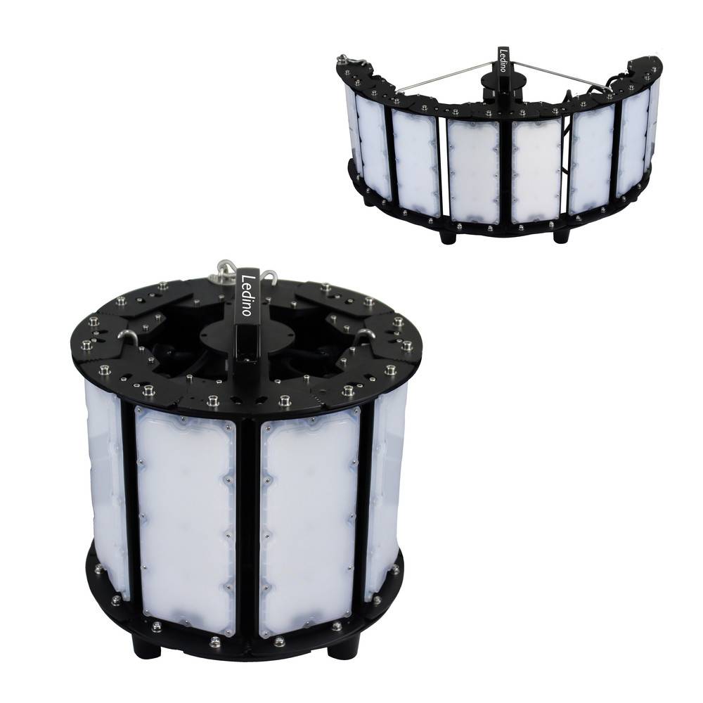 Zwei Ansichten einer zylindrischen weißen LED-Lampe mit schwarzem Rahmen, die mehrere LED-Panels in einer kreisförmigen Anordnung zeigen.