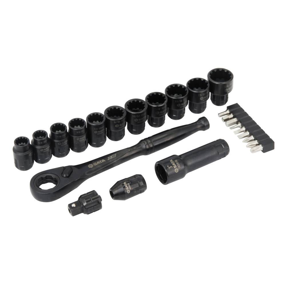 Ein Satz schwarzer Steckschlüssel und Bits, ordentlich angeordnet. Enthält einen Knarrenschlüssel, verschiedene Sockeleinsatzgrößen und einen Bitssatz. Ideal für mechanische Aufgaben.