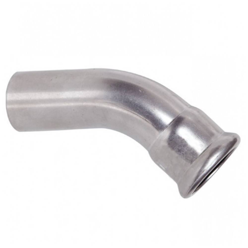 Ein glänzendes, silbernes Metallrohrbögen-Verbindungsstück mit einer rechtwinkligen Biegung, verwendet zum Verbinden von geraden Rohren oder Schläuchen in der Sanitärtechnik.